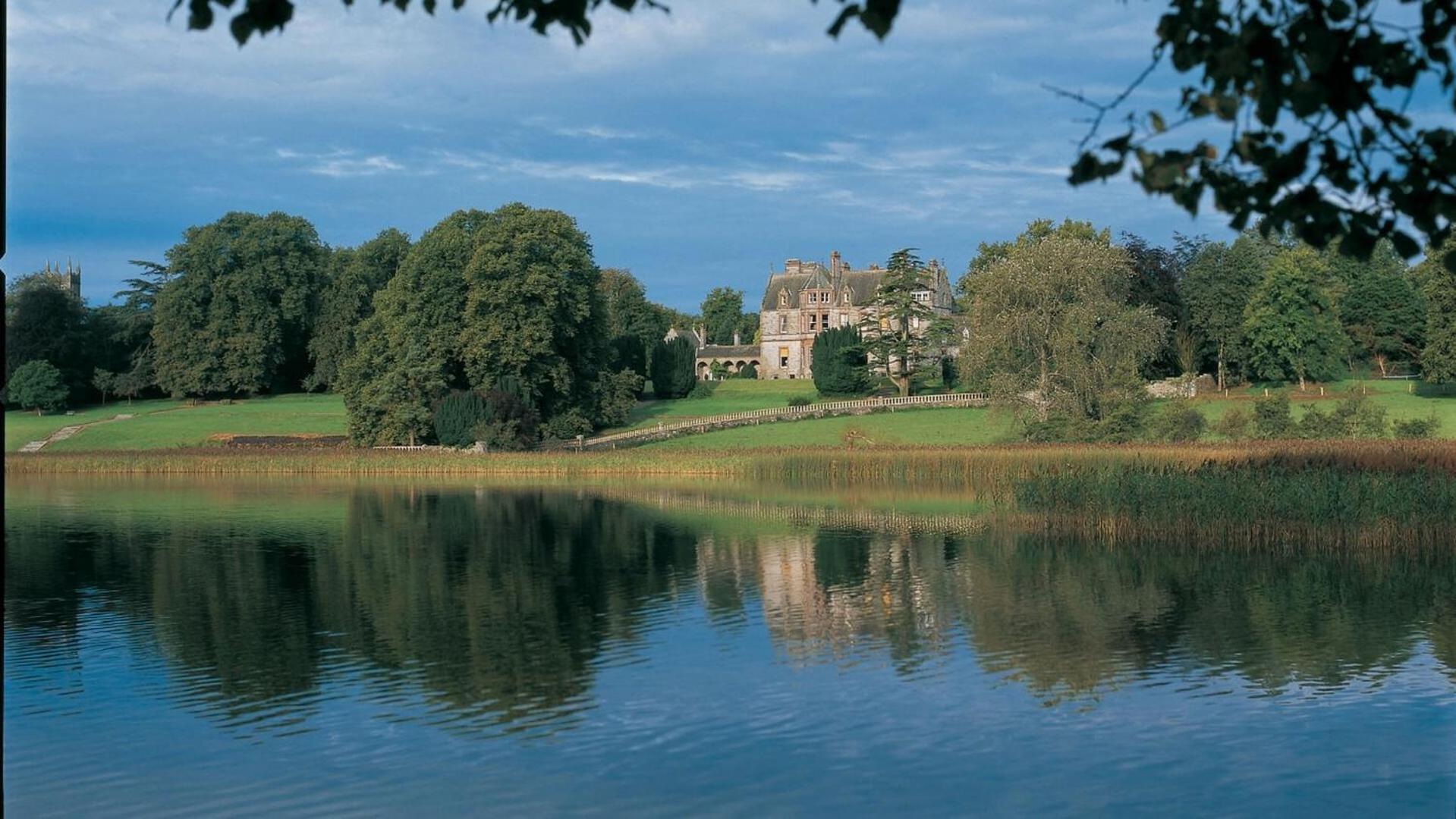 Вилла Old Stable Mews Castle Leslie Glaslough Экстерьер фото