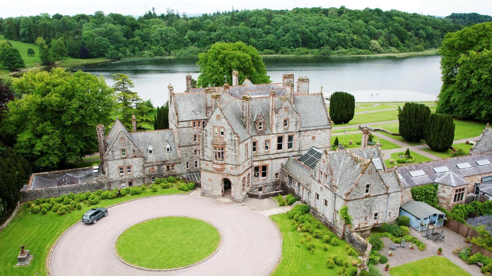 Вилла Old Stable Mews Castle Leslie Glaslough Экстерьер фото